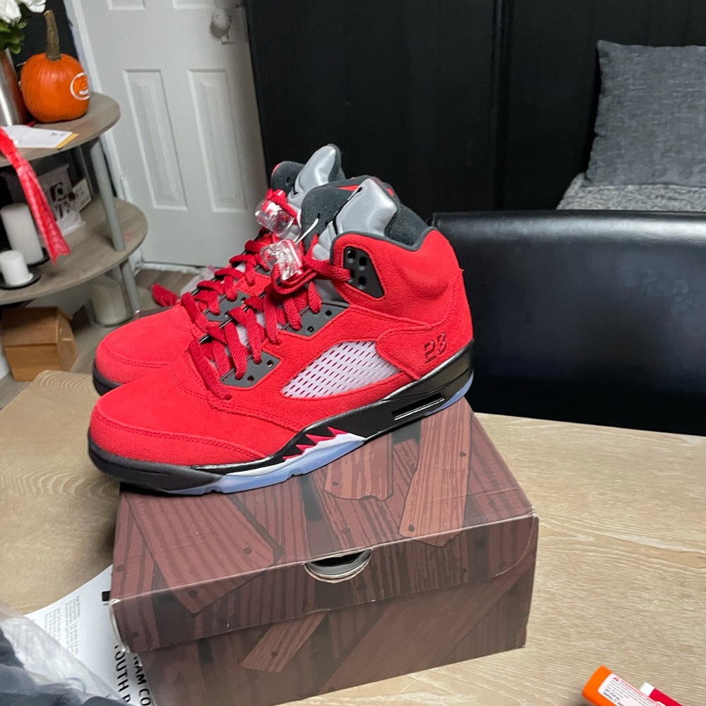 Jordan Raging Bull - Picture 4 of 4
